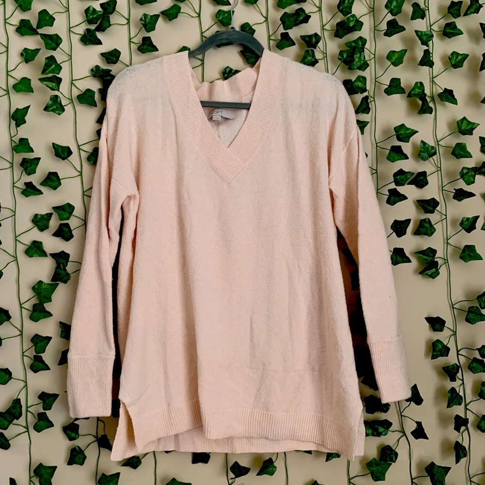 **NEVER WORN** Pale Pink Loft Sweater